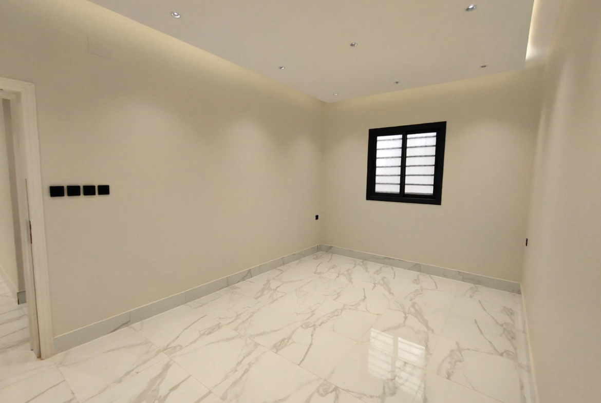 ارواف خميس مشيط