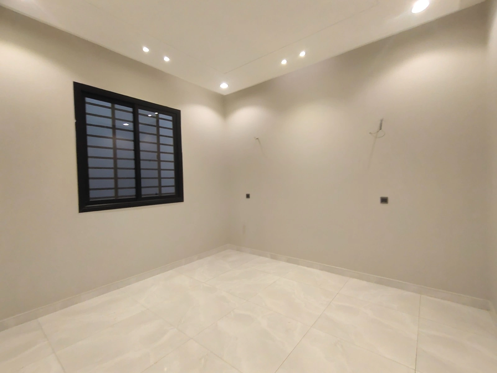 غرف فلل للبيع في خميس مشيط