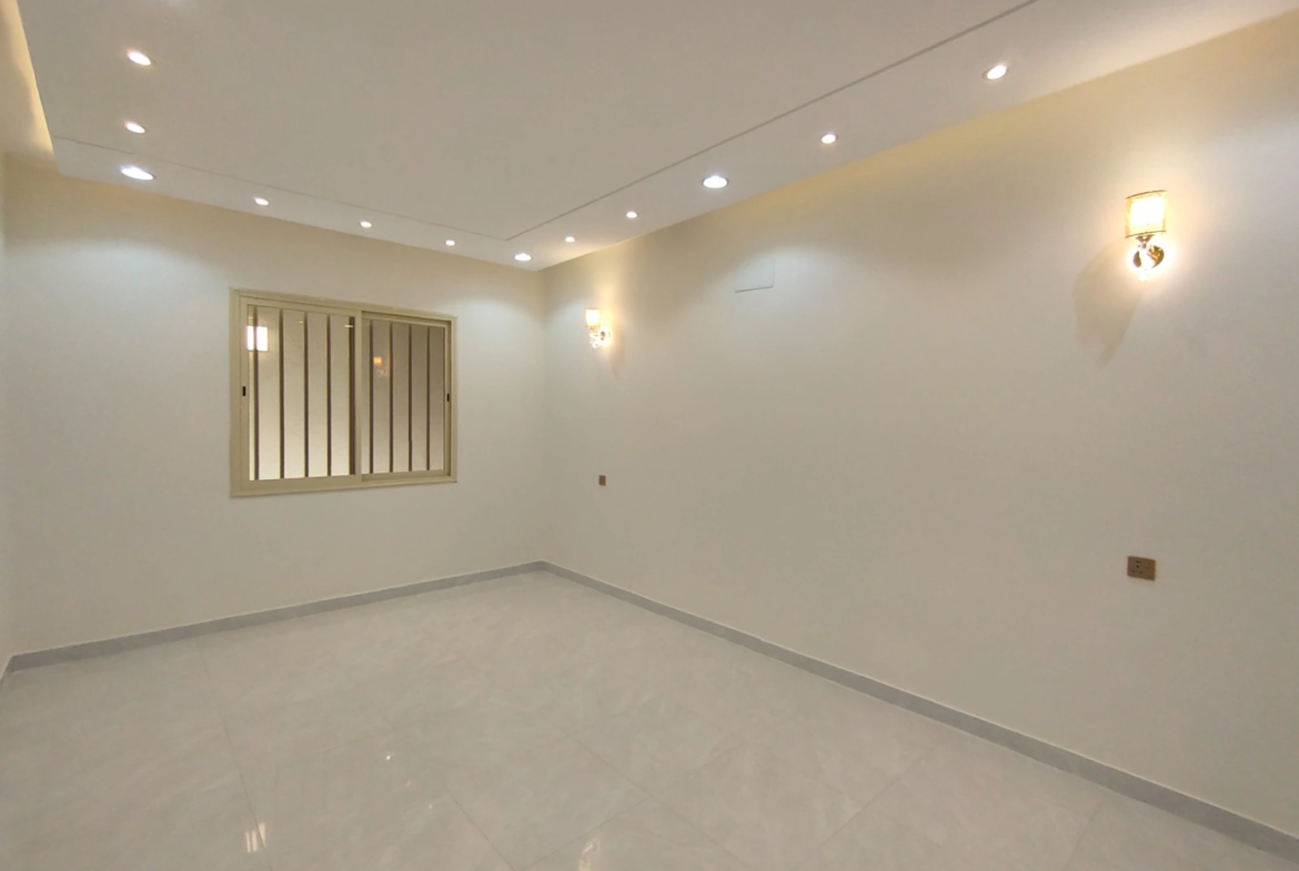 شقة خلف المستشفي الالماني للبيع