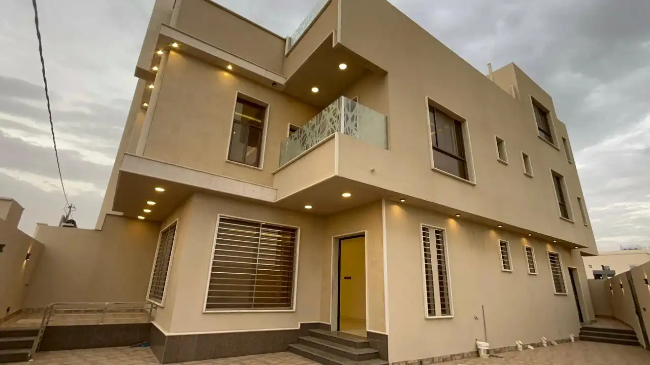 فيلا للبيع في حي التسامح خميس مشيط